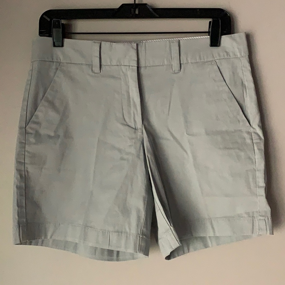 NWT Tommy Hilfiger Women’s Bermuda Shorts